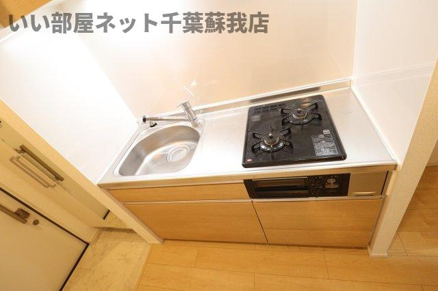 ウッド　プレイスのキッチン|コンパクトなキッチンで掃除もラクラク