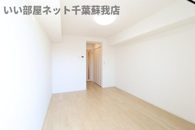 ウッド　プレイスの洋室|広々とした洋室です