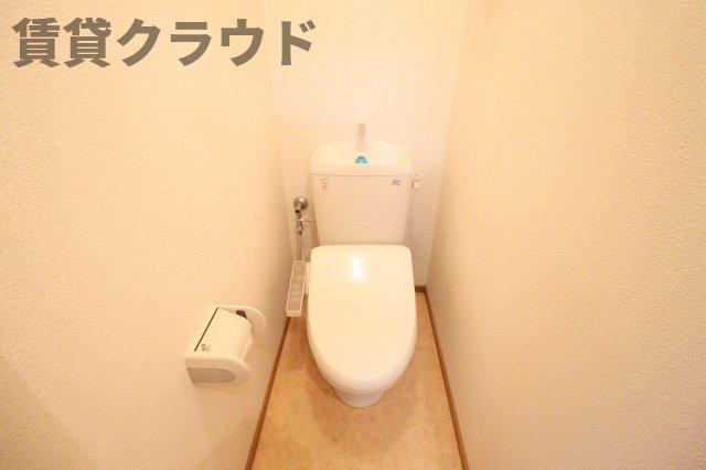 レッドコートのトイレ|落ち着いたトイレです