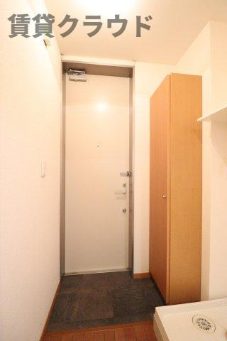 レッドコートの玄関|ゆったりとした玄関です