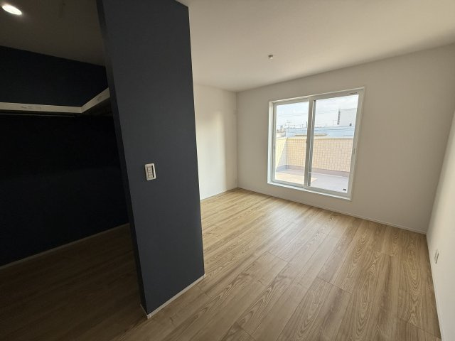 山武市成東2区画／新築戸建の洋室