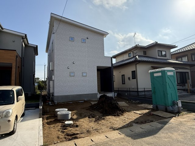 山武市成東2区画／新築戸建のその他|片流れ屋根のスタイリッシュな仕上がりです！