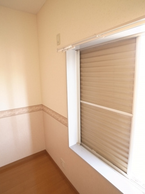 【バルコニー】 | 宇津木アパート | バルコニーは無いのですが、雨戸で雨除け！