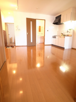 【居間・リビング】 | 宇津木アパート | 素晴らしい！