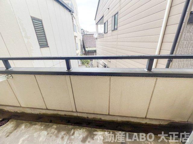 ボンジュールのバルコニー