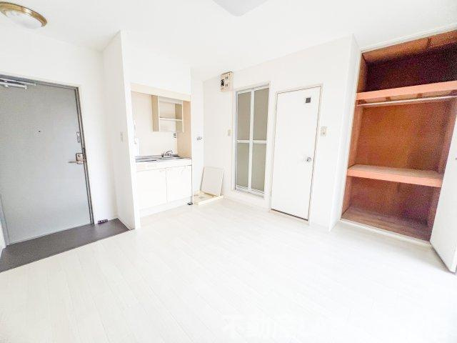 ボンジュールの内装