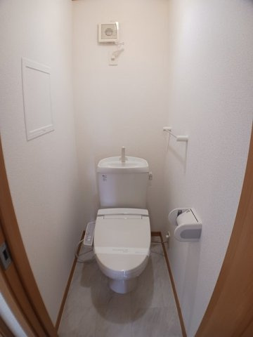 リヴィエ－ルひのかわＤのトイレ