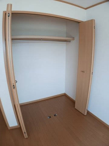 リヴィエ－ルひのかわＤの収納