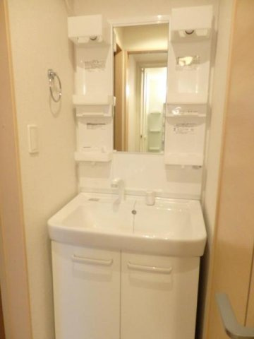 レジェンド　Ⅰの洗面所