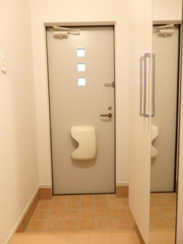 レジェンド　Ⅰの玄関