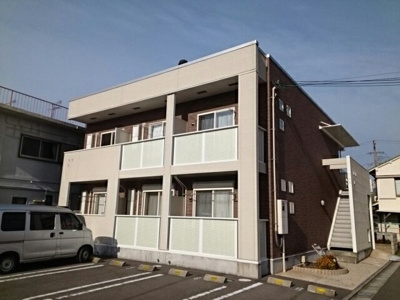 【外観】 | ジェイド　Ⅲ | 外はこのようになっています