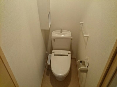 【トイレ】 | ジェイド　Ⅲ | 落ち着いた色調のトイレです