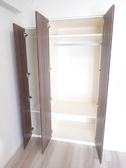 レーベン川口並木VERTEAの収納