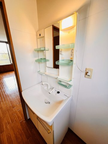 メイプル熊野の独立洗面台