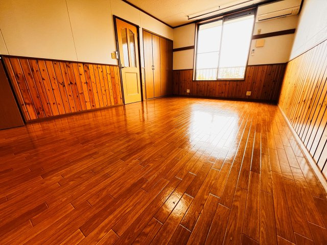 メイプル熊野の居間・リビング