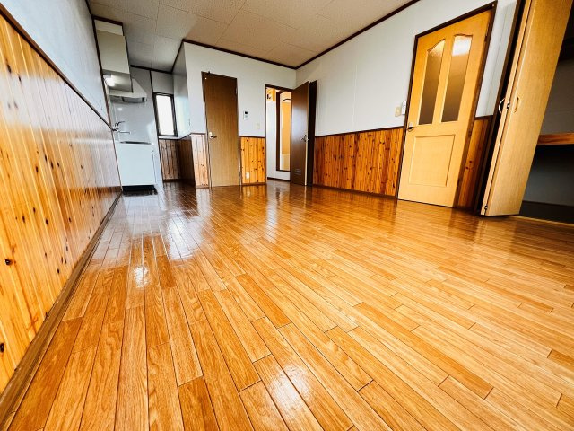 メイプル熊野の居間・リビング