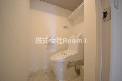 【トイレ】 | レジュールアッシュ谷町四丁目グランクラス | コンパクトで使いやすいトイレです