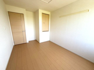 【寝室】 | ボヌール旭野
