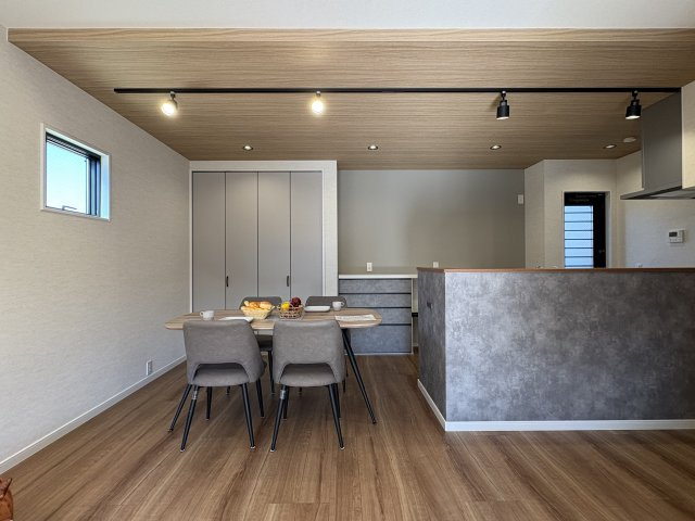 Feel佐山栗ノ脇モデル３号地の居間・リビング|イメージ内観パース①