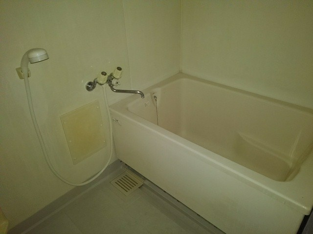 コーポ梨花の浴室|バス