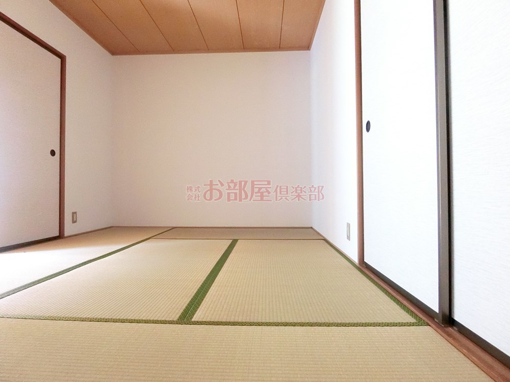アーバンライフ津福の和室|日本らしい落ち着いた雰囲気の和室です