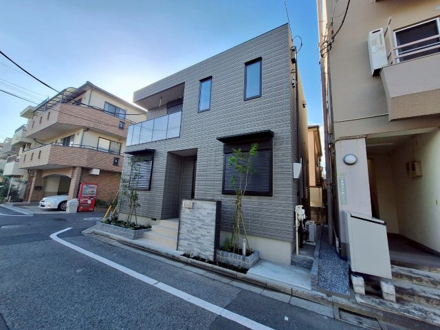 東和３丁目メゾンのロビー