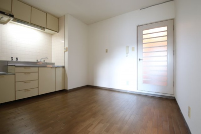 【居間・リビング】 | 川辺マンション