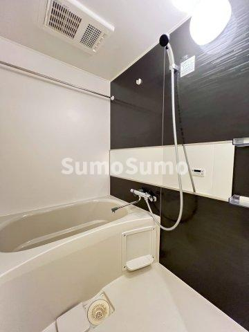 ルネサンスコート三軒茶屋の居間・リビング