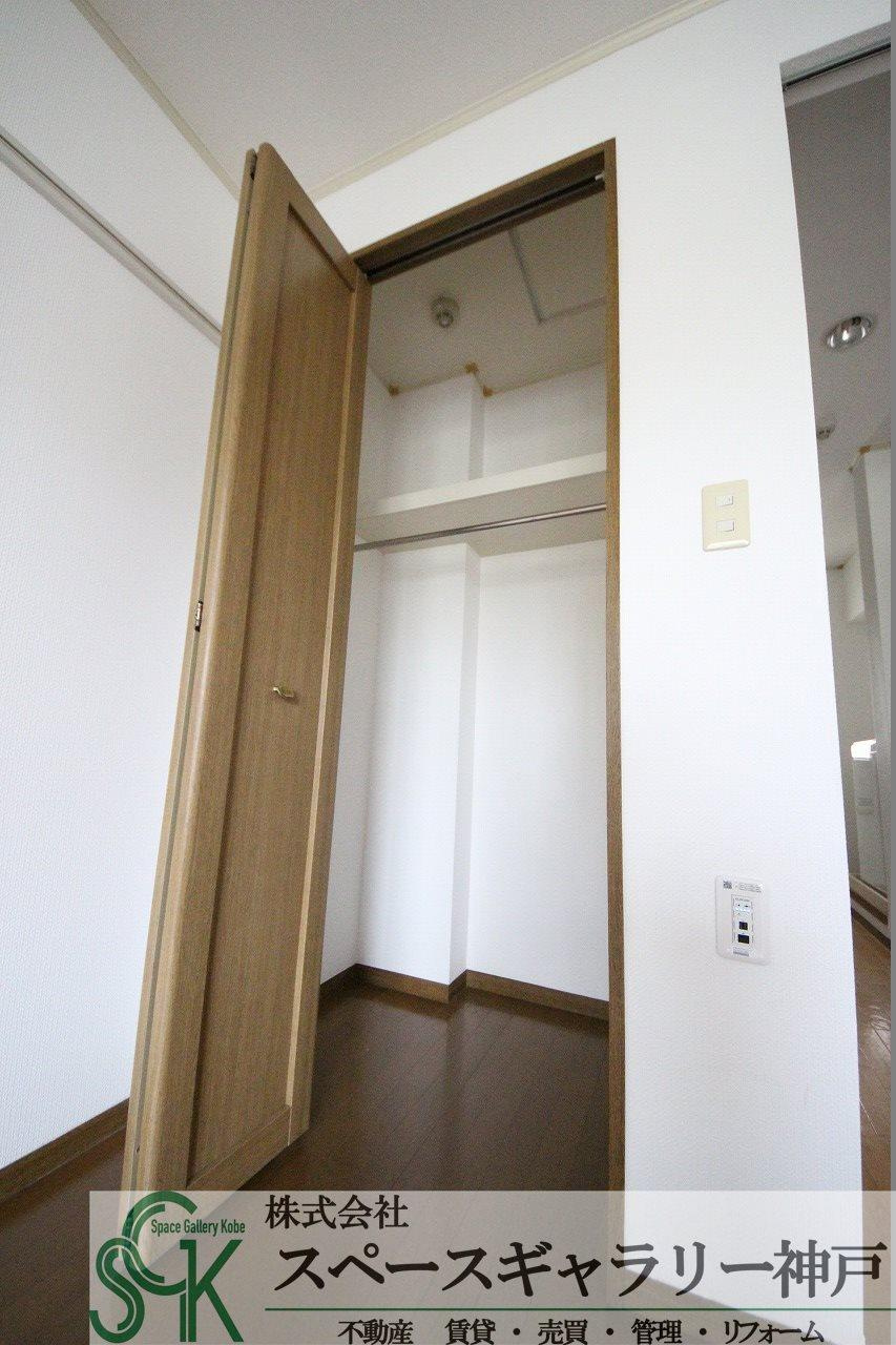 学園カリスの収納|※お部屋により仕様が異なる場合があります。