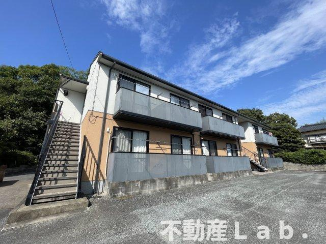 サンビレッジ六番館の外観