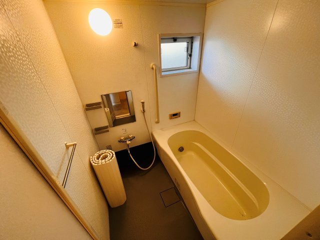 エマーブルⅠの浴室