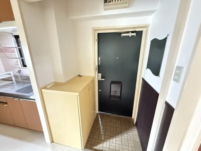 【玄関】 | 東洋プラザしろきた