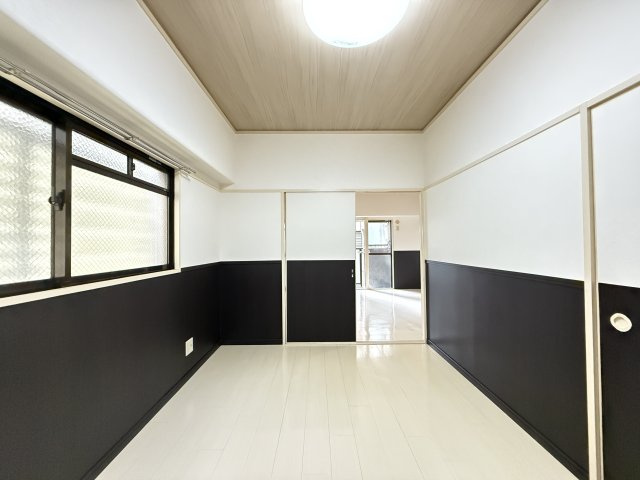 【洋室】 | 東洋プラザしろきた