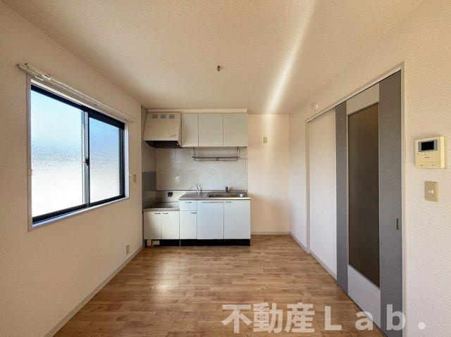 フォーレス華　B棟のキッチン