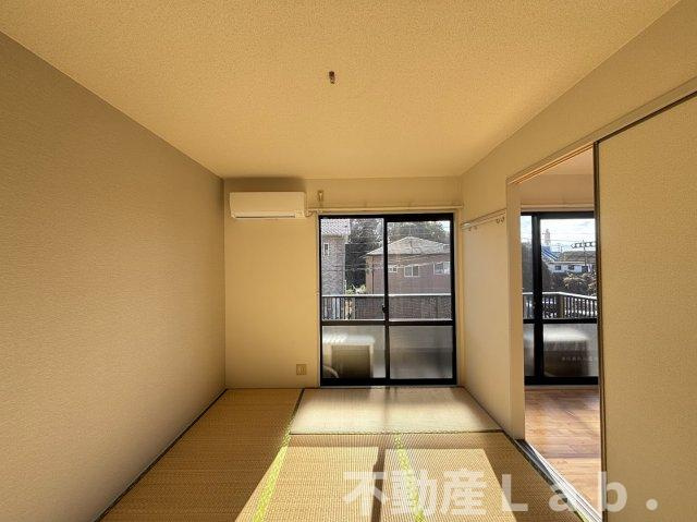 フォーレス華　B棟の和室