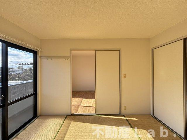 フォーレス華　B棟の和室