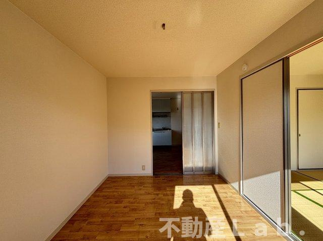 フォーレス華　B棟の内装