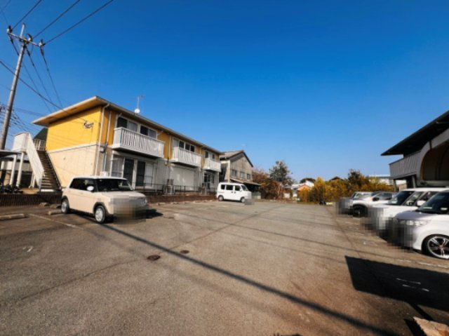 エマーブルⅠの駐車場