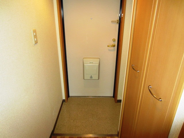 【玄関】