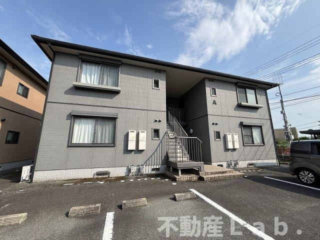 緒方アパハウス　Ａ棟の外観