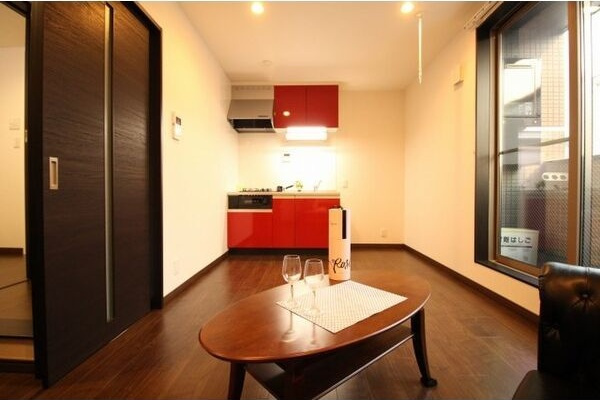 メゾン・ド・ソレイユ黄金の居間・リビング