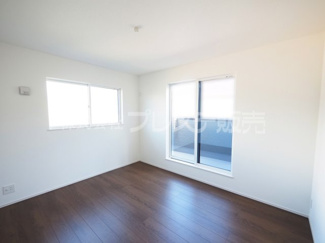 【洋室】 | 現地写真（１号地２階洋室）