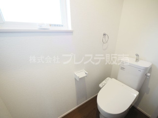 【トイレ】 | 現地写真（１号地２階トイレ）温水洗浄便座を標準装備！