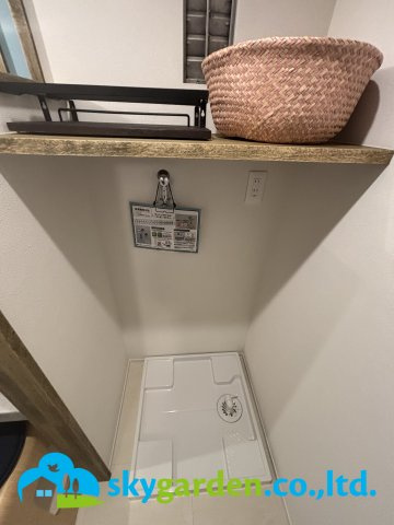 高麗ハイツ２号棟のランドリースペース