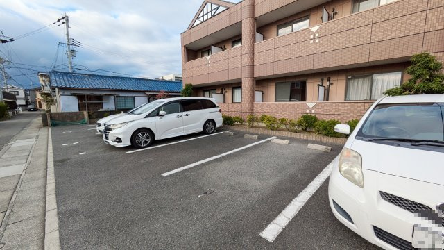 【駐車場】 | エス スカイ　S SKY
