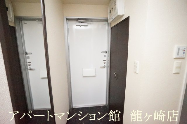レオネクストプレミウールⅡの玄関