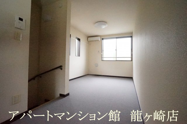 レオネクストプレミウールⅡの居間・リビング