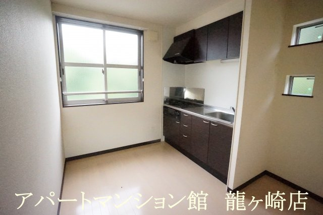 レオネクストプレミウールⅡのキッチン|画像7