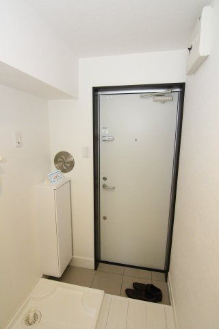 コモド日吉本町の玄関|別室参考写真