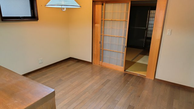 ６４９４２　岐阜市加納北広江町中古戸建てのダイニング